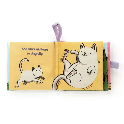 Mummy Loves Me Book